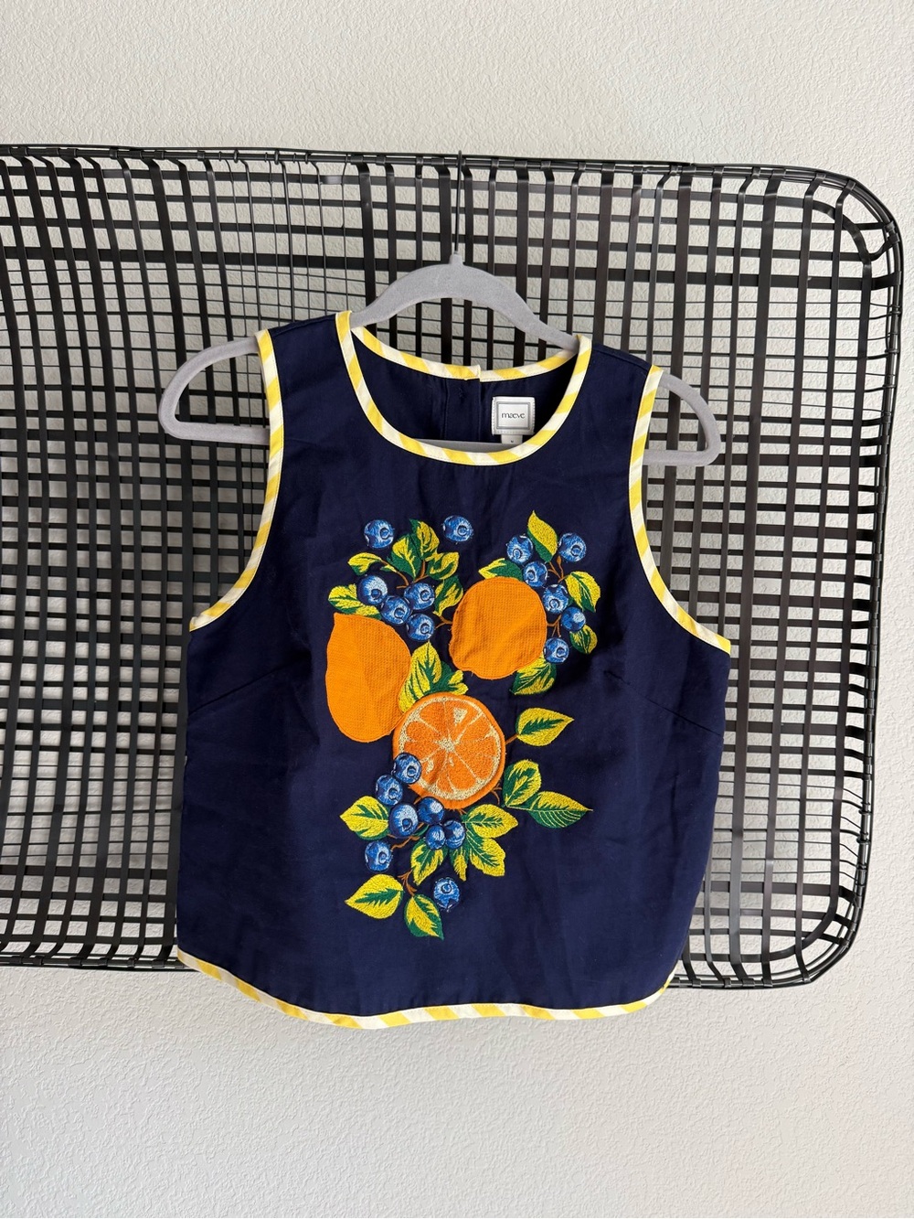 Anthropologie Maeve Embroidered Shell Tank - Picture 2 of 6